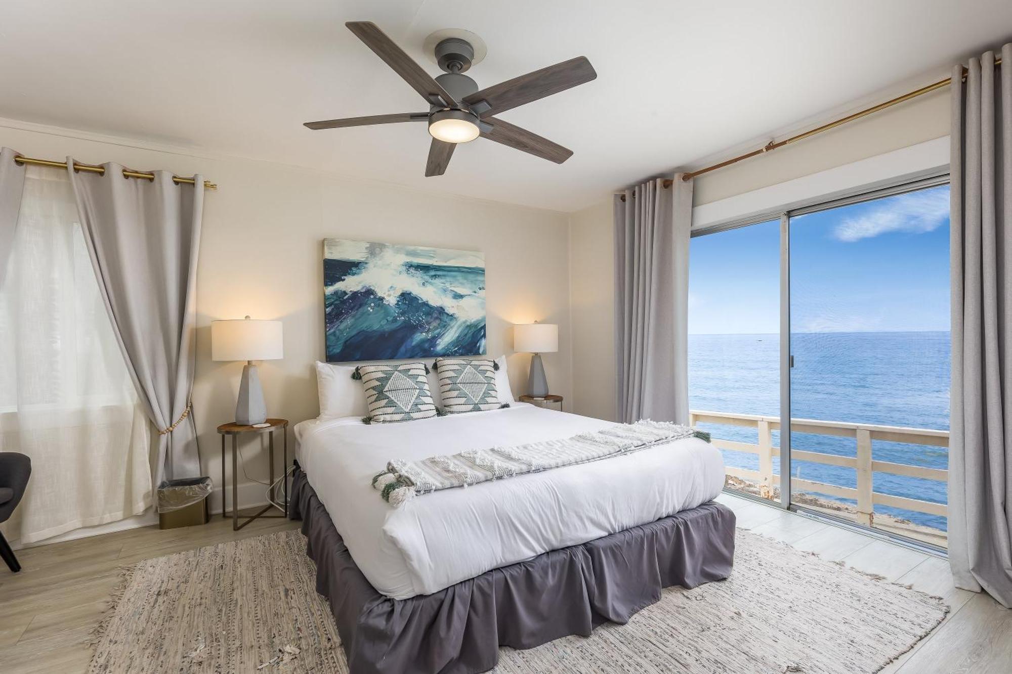 P1486a - Cliffs Oceanfront Holiday home