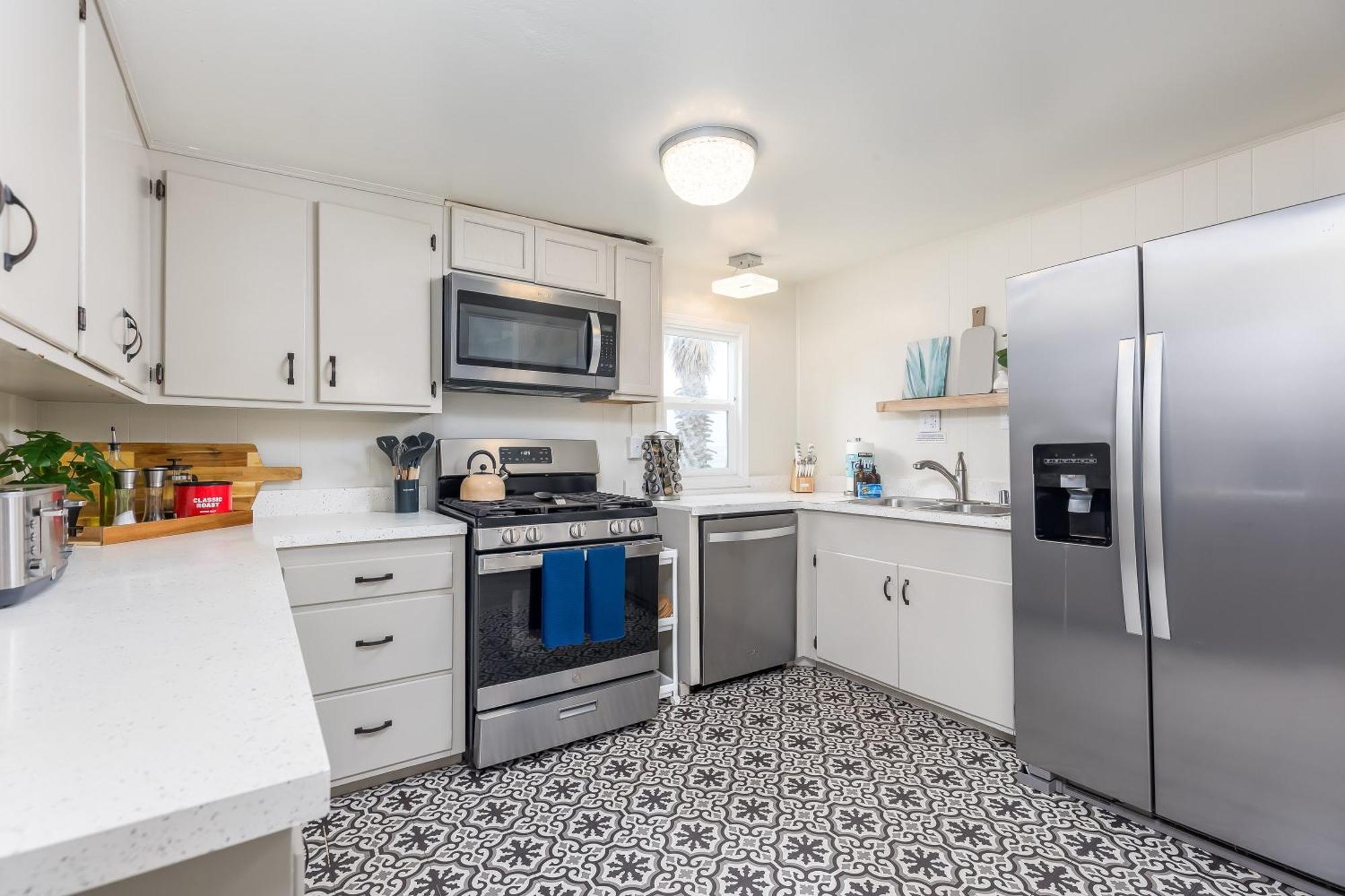 P1486a - Cliffs Oceanfront Holiday home San Diego
